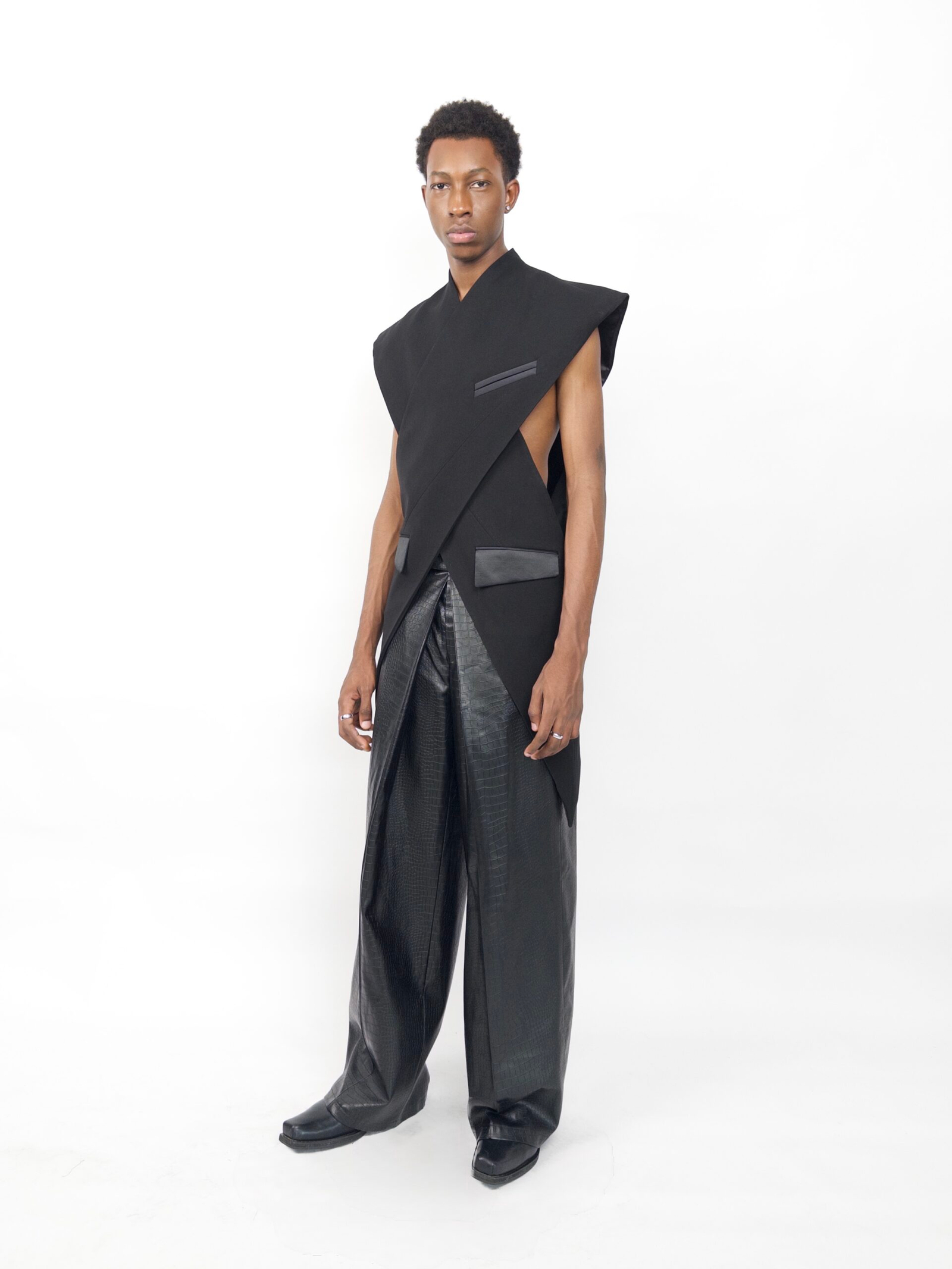 X MARKS THE SPOT VEST